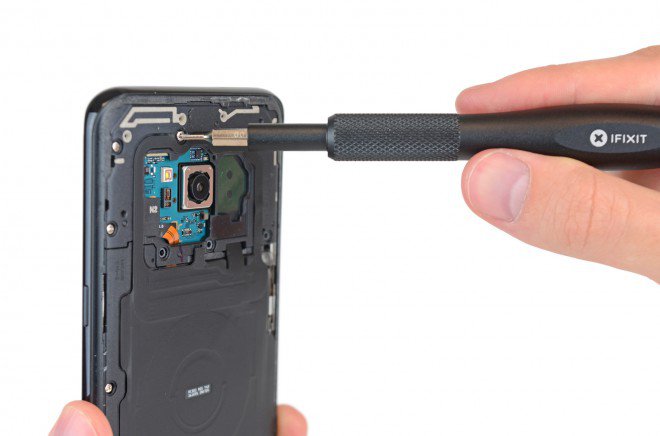 Galaxy S8+ Plus teardown 3