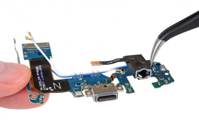Galaxy S8+ Plus teardown 8