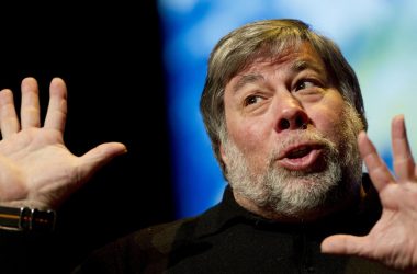 steve wozniak samsung galaxy s8 apple